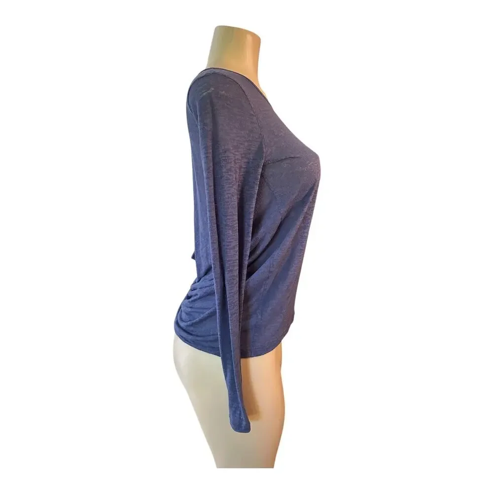 Women 6 Lululemon Long Sleeved Tee T-Shirt Top Blue Cut-Out Back Opening Burnout